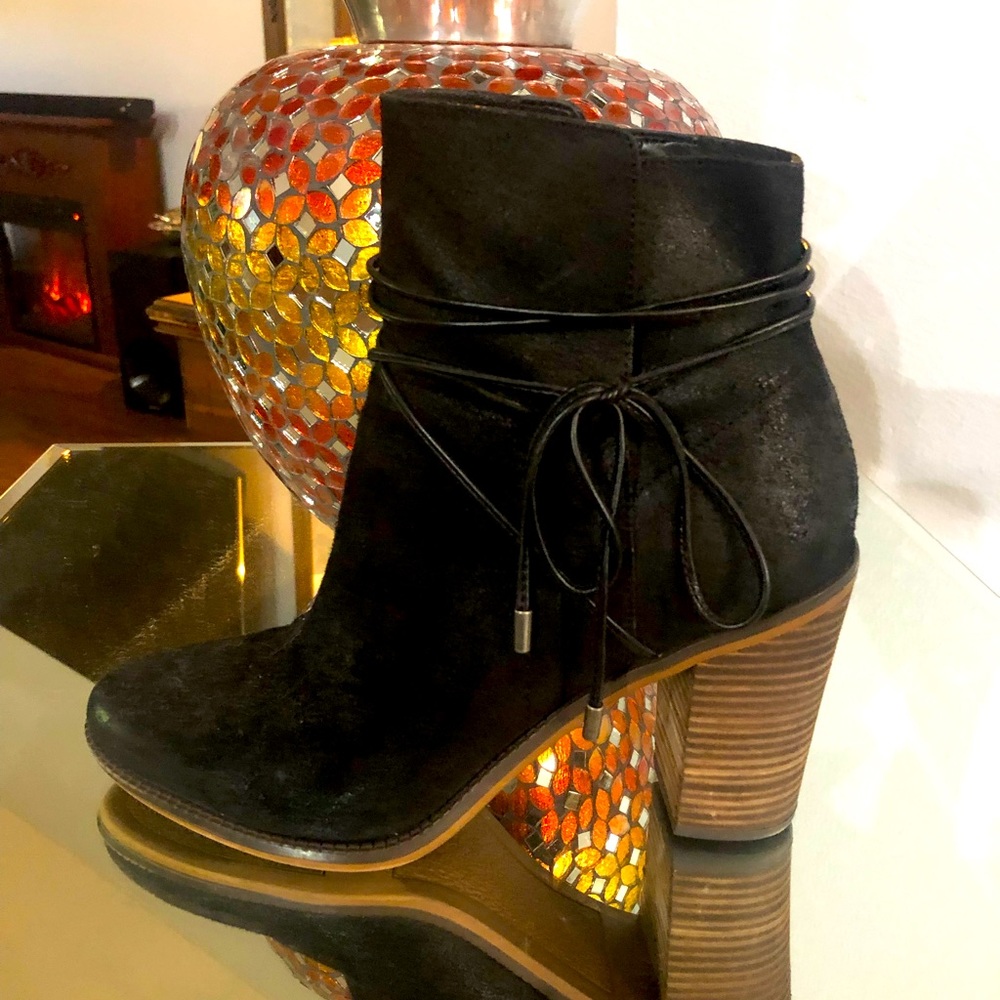 Franco Sarto Short Boot 9